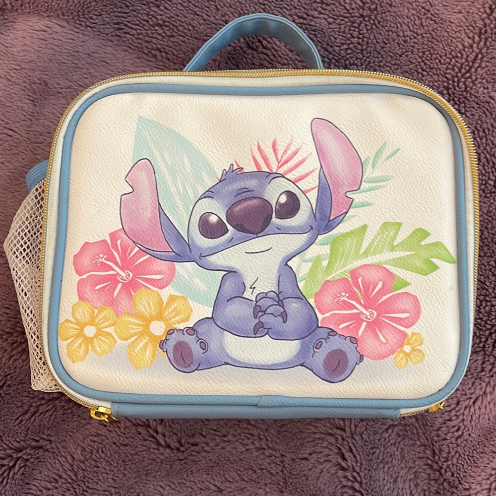 Disney Loungefly Fly Stich lunchbox